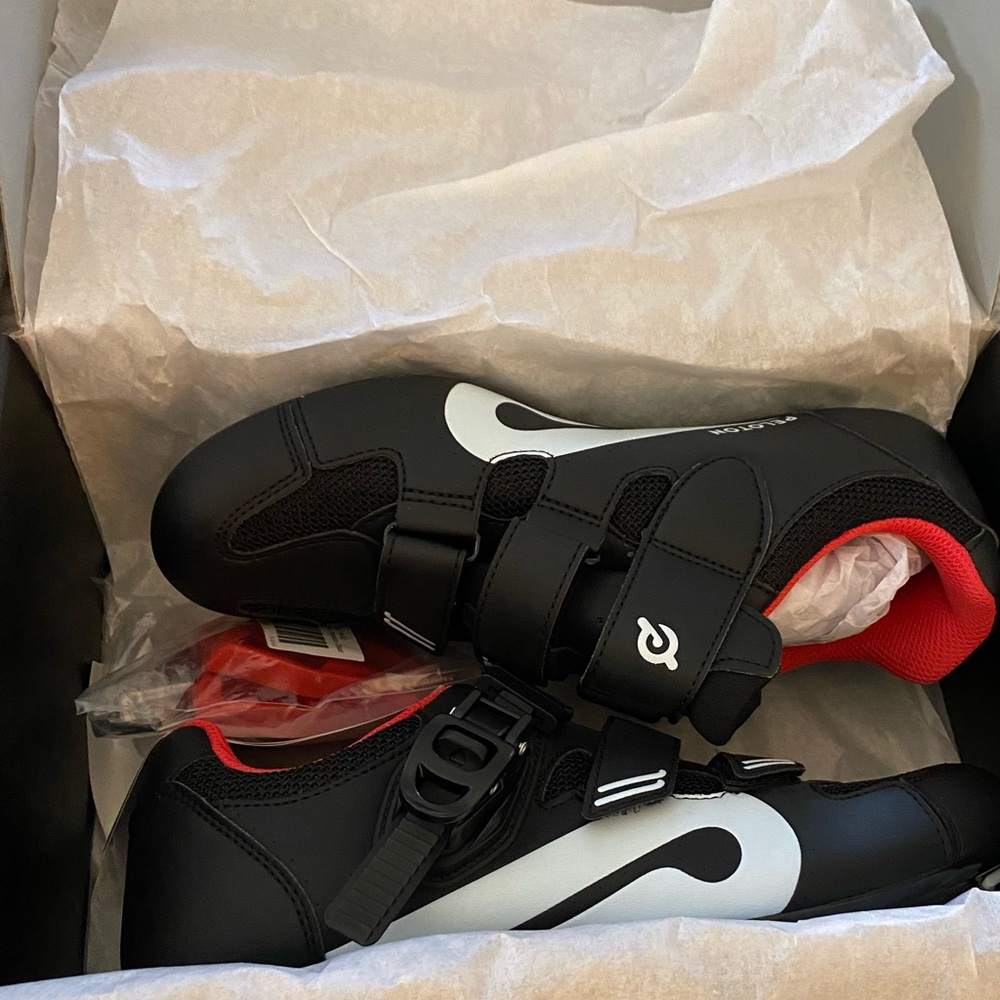 Peloton Cycling Shoes size 40